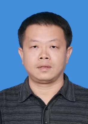 周泉东 中共柳州市委统战部副部长,市社会主义学院党组书记(兼)【排序在路燕云之前】.jpg